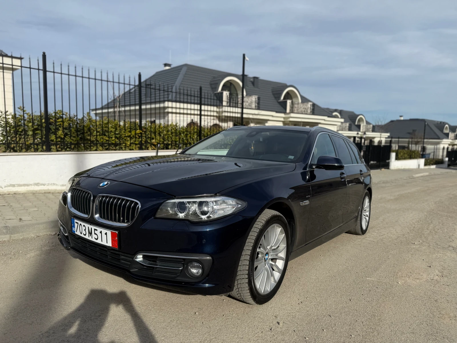 BMW 530 XDRIVE FACELIFT LUXURY, снимка 3 - Автомобили и джипове - 54654357