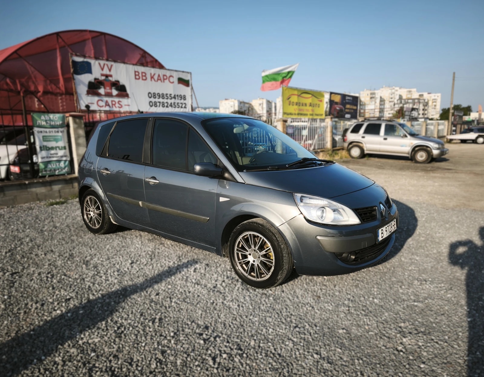 Renault Scenic 1.9D , снимка 2 - Автомобили и джипове - 54811926