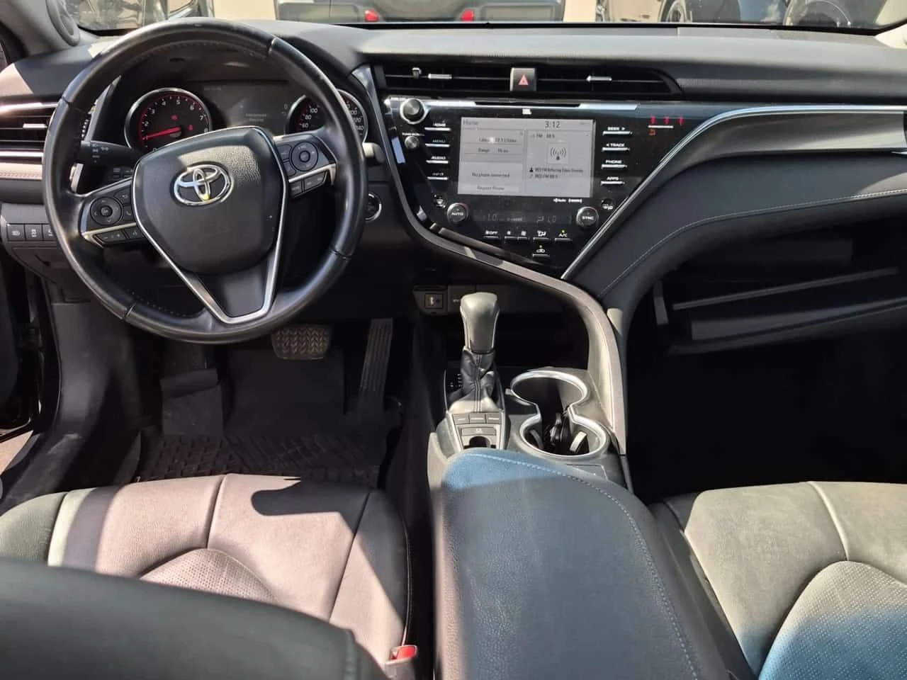 Toyota Camry * XSE * АВТОКРЕДИТ БЕЗ ПЪРВОНАЧАЛНА ВНОСКА* , снимка 10 - Автомобили и джипове - 55070159