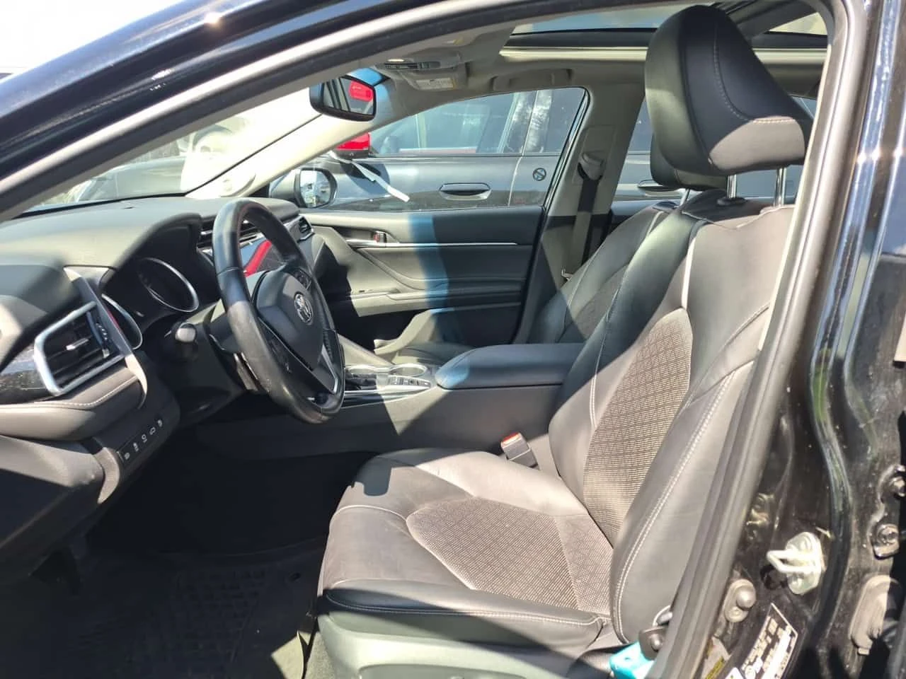 Toyota Camry * XSE * АВТОКРЕДИТ БЕЗ ПЪРВОНАЧАЛНА ВНОСКА* , снимка 5 - Автомобили и джипове - 55070159