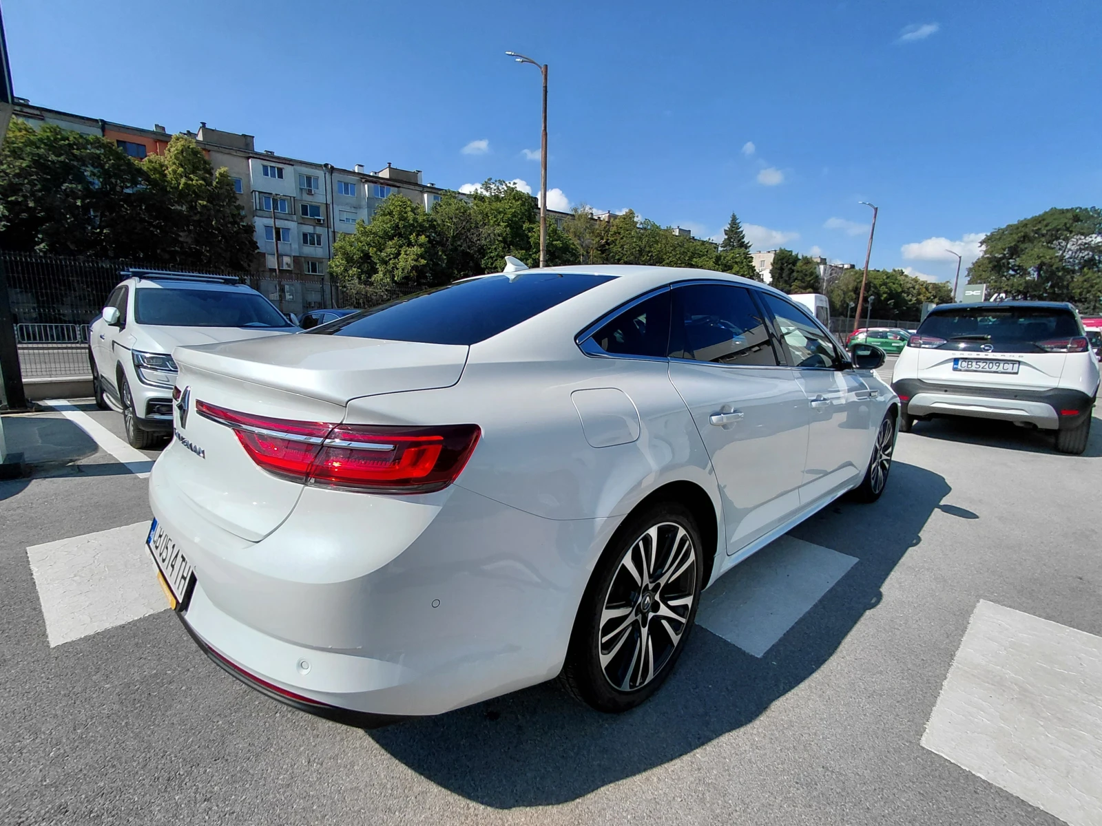Renault Talisman 1.3TCe/160к.с/Initiale Paris/4CONTROL, снимка 7 - Автомобили и джипове - 55228368