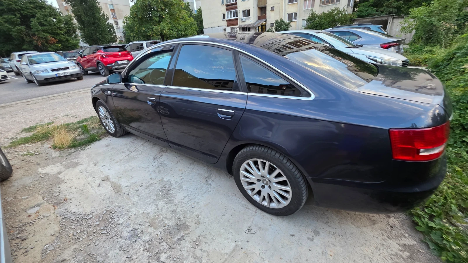 Audi A6 2.0 Tdi 140 кс климатроник , снимка 9 - Автомобили и джипове - 55493963