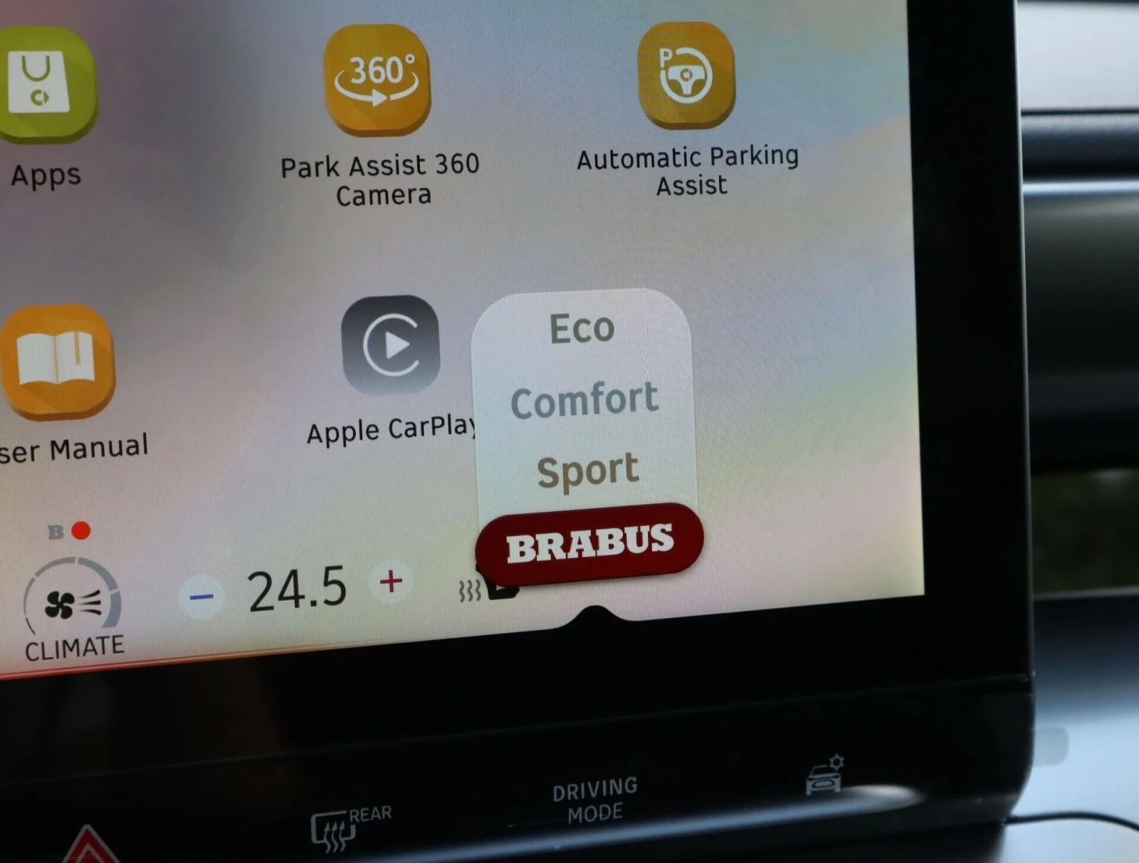 Smart #1 BRABUS/HuD/AWD/Ambient/ Beats bY Dre/Камера 360/Па, снимка 14 - Автомобили и джипове - 55605543