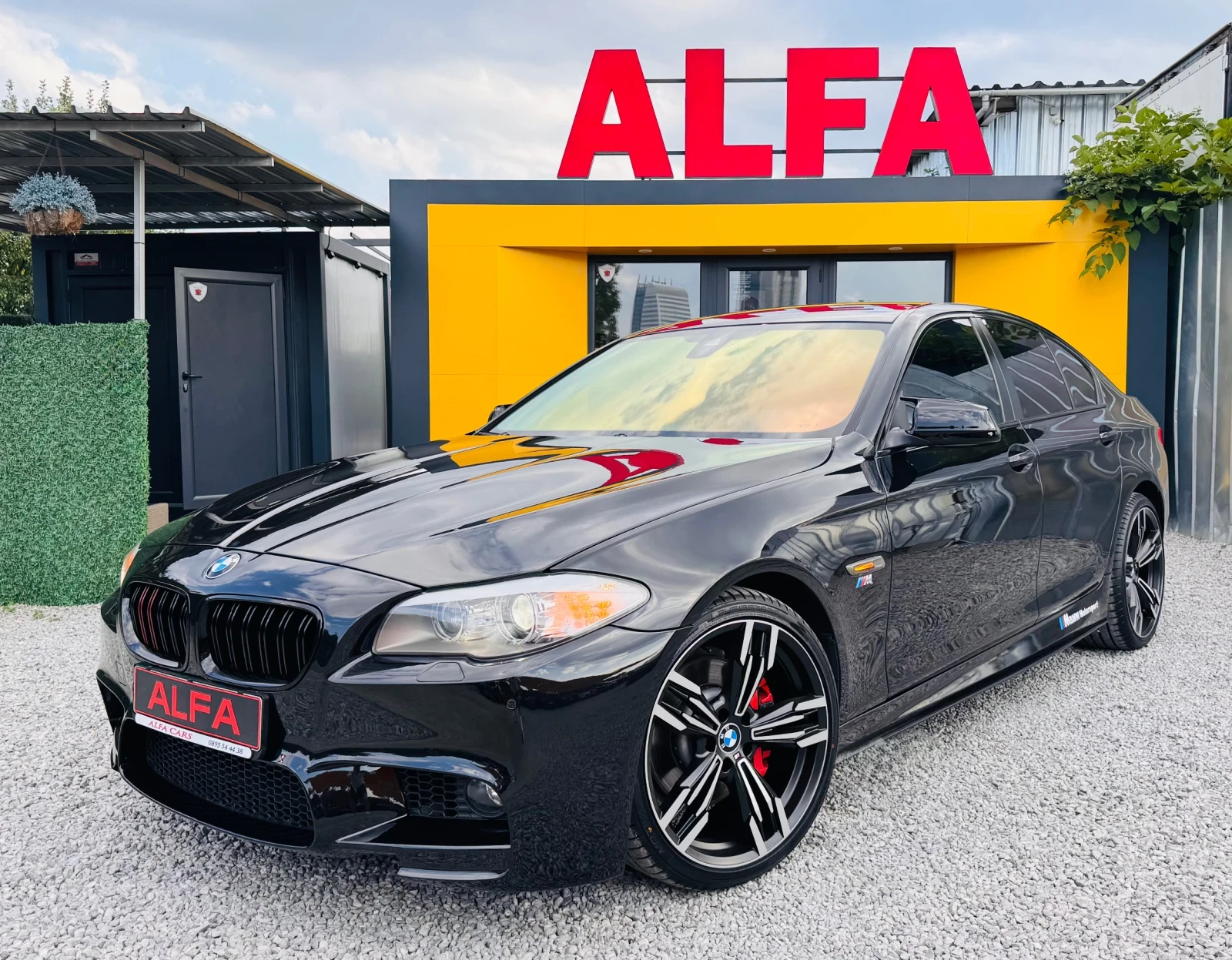 BMW 530 d/M5/PERFORMANCE/ВАКУУМ+ HUD+ СПОРТ/БЕЗ АНАЛОГ///