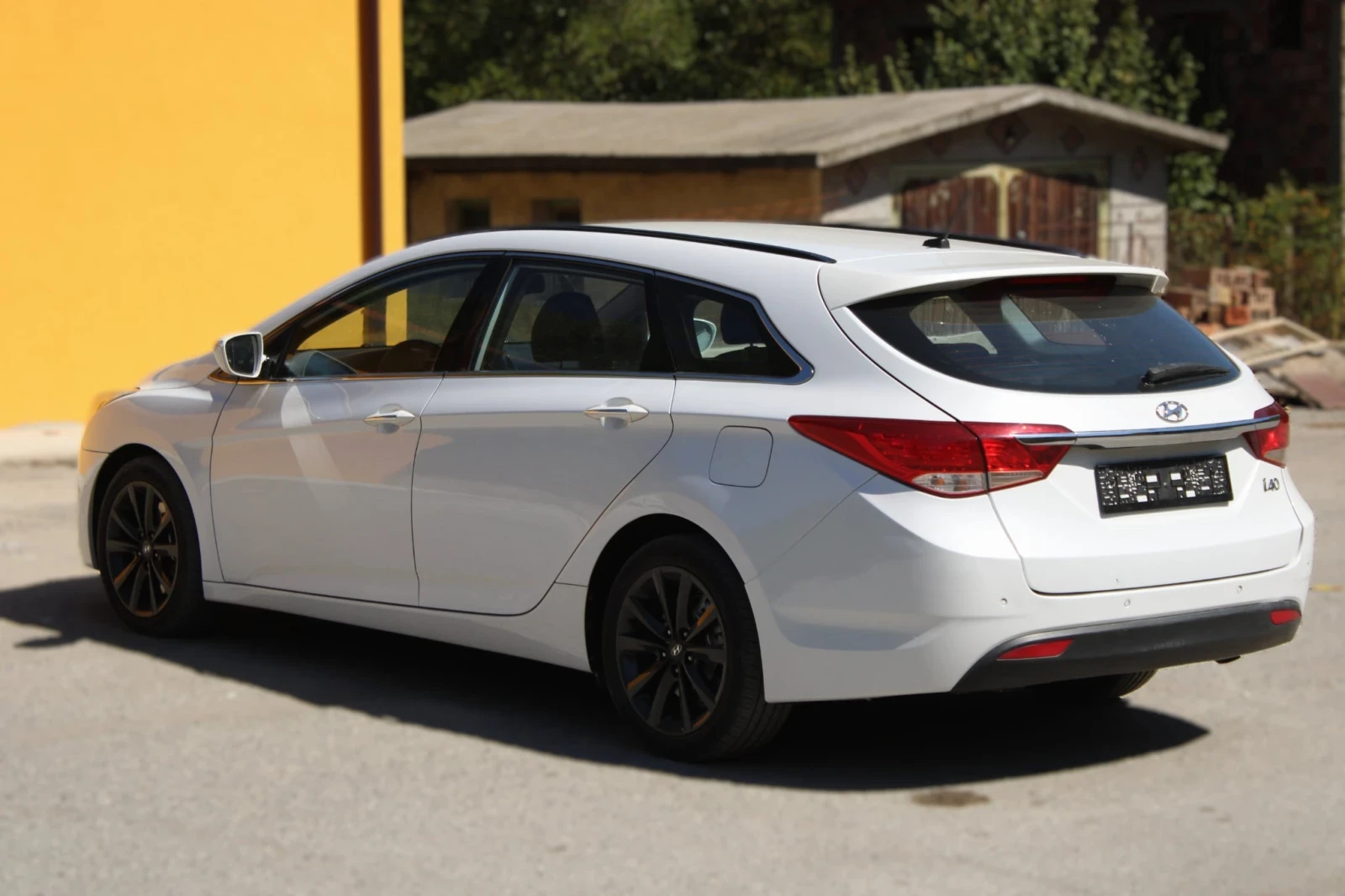 Hyundai I40 1.7CRDI / АВТОМАТ/ ЛИЗИНГ, снимка 5 - Автомобили и джипове - 56023146