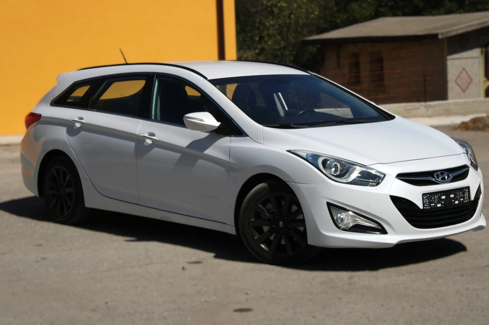 Hyundai I40 1.7CRDI / АВТОМАТ/ ЛИЗИНГ, снимка 3 - Автомобили и джипове - 56023146
