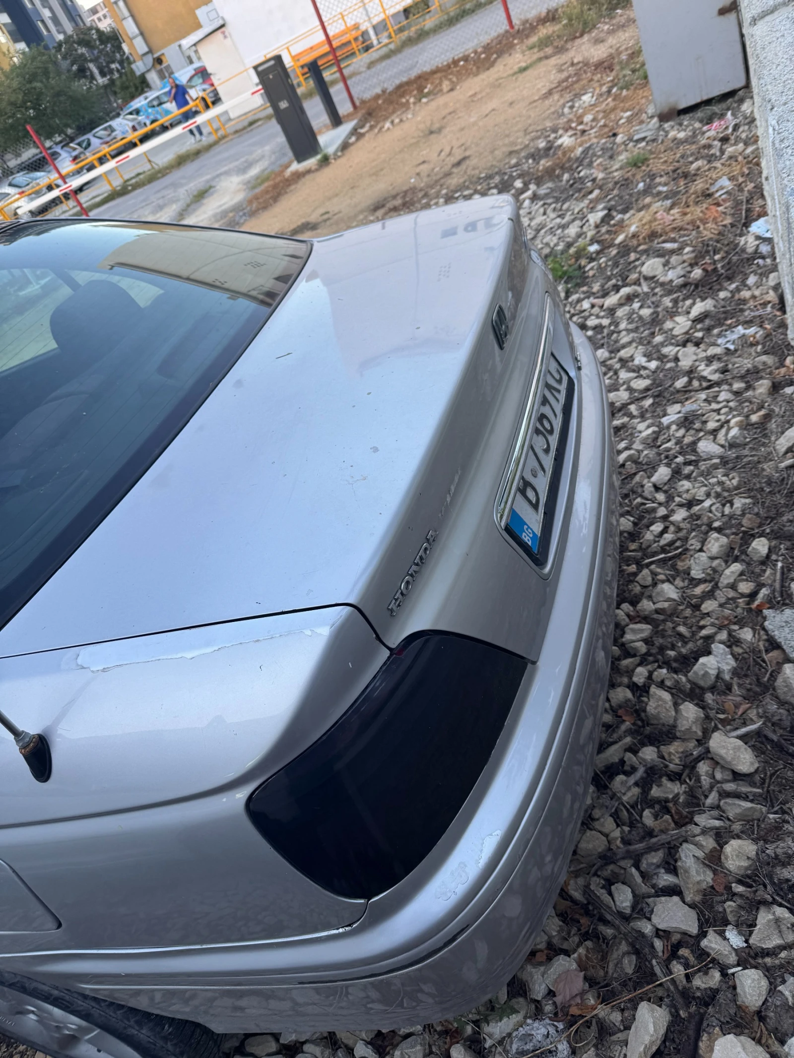 Honda Accord 1.6, снимка 4 - Автомобили и джипове - 56145293