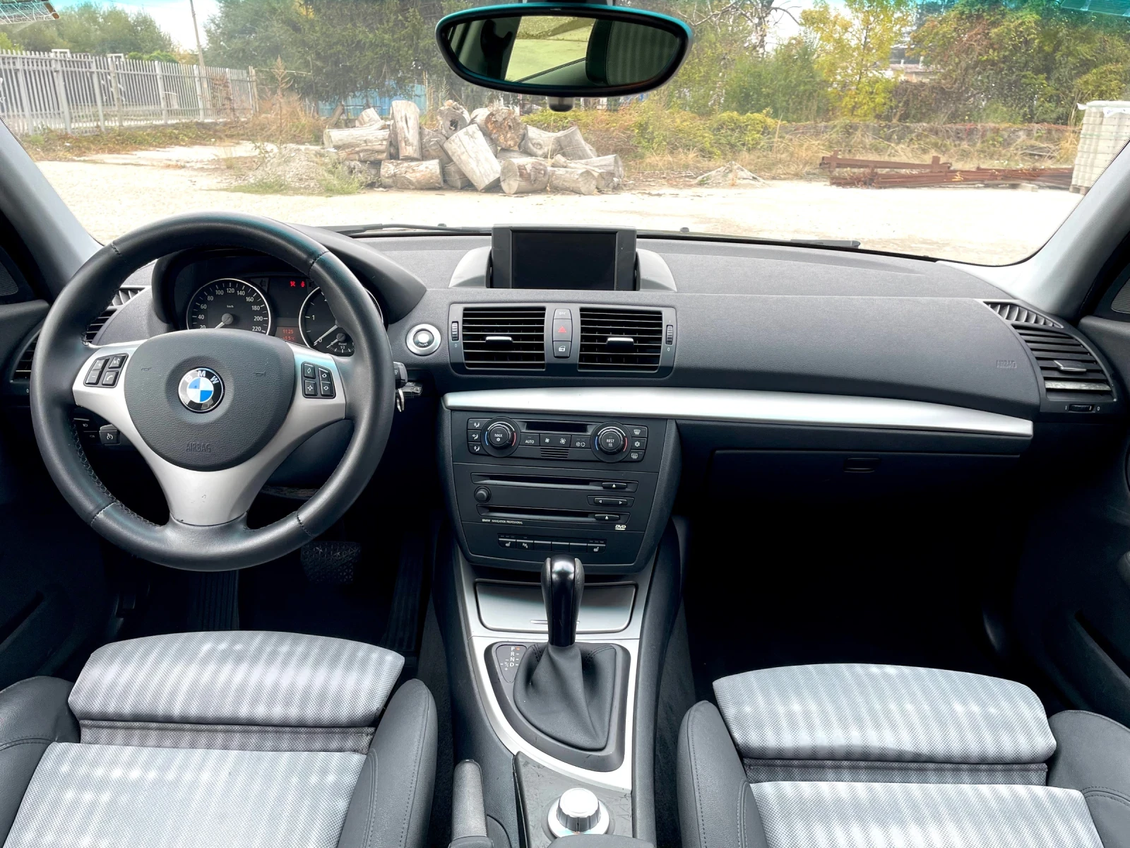BMW 120 Bmw 120D automatic!! 163hp , снимка 12 - Автомобили и джипове - 56267836