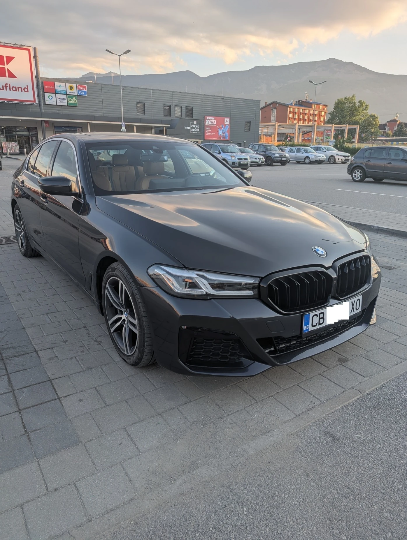 BMW 530 XDrive, снимка 2 - Автомобили и джипове - 56466167