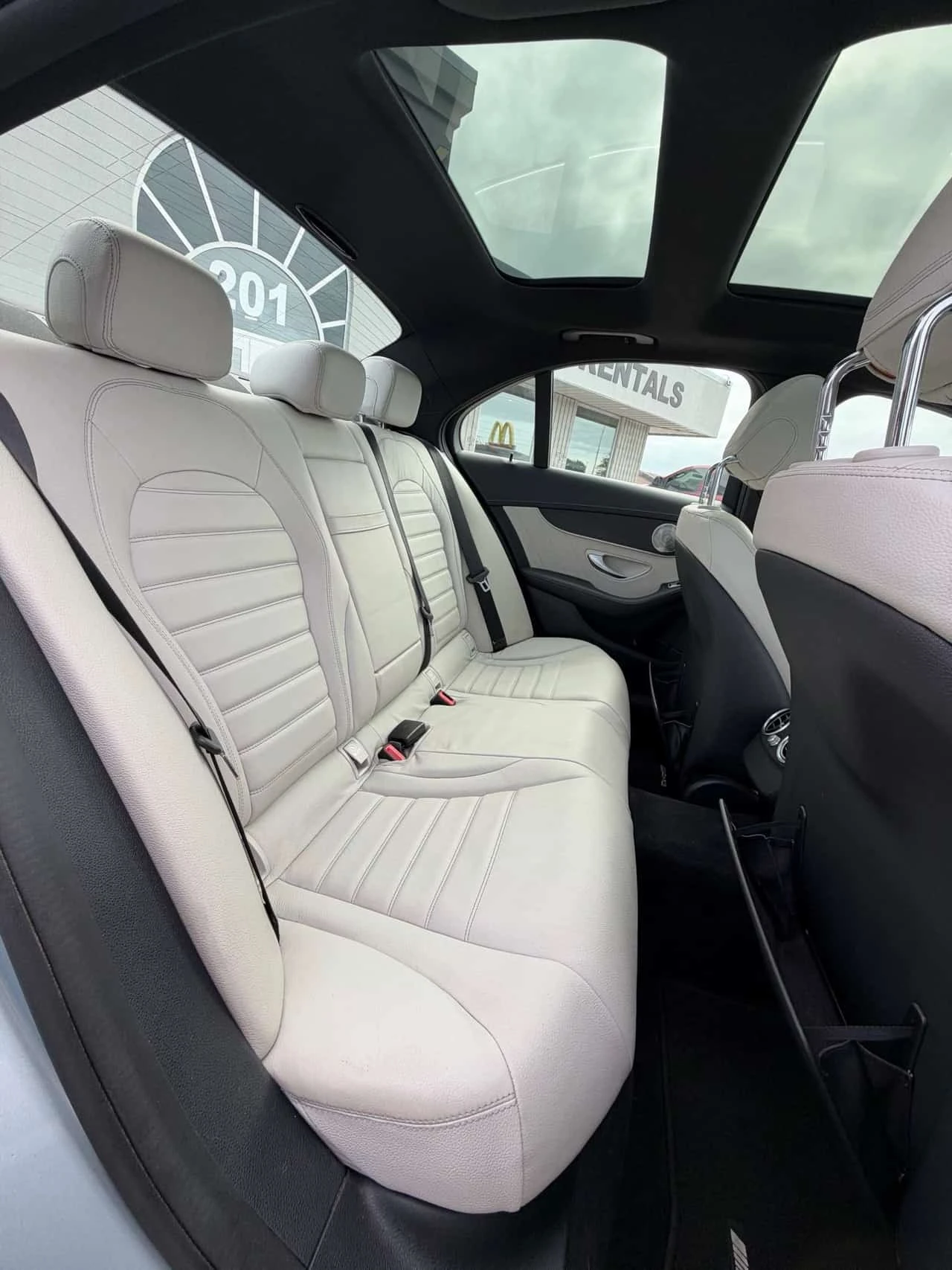 Mercedes-Benz C 400 4MATIC * �������� * BURMESTER * CARFAX *  | Mobile.bg � ����������� 10
