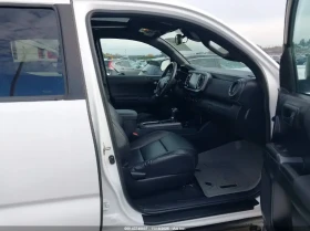 Toyota Tacoma TRD OFF-ROAD, снимка 6