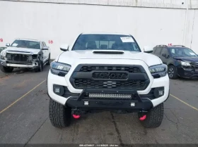 Toyota Tacoma TRD OFF-ROAD, снимка 3