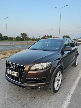     Audi Q7 8