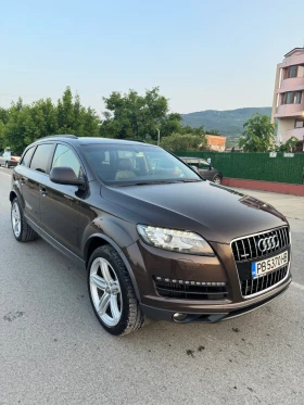     Audi Q7 8