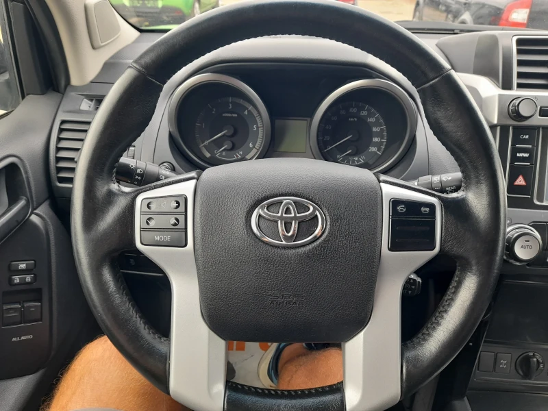 Toyota Land cruiser FJ 150, снимка 13 - Автомобили и джипове - 47156401