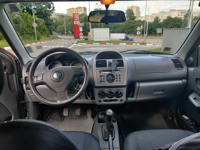 Suzuki Ignis, снимка 10 - Автомобили и джипове - 47397814