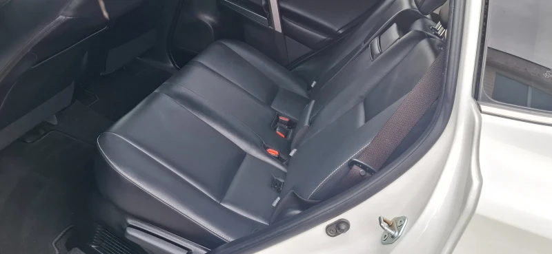 Toyota Rav4 2.5 Hybrid 4x4 Full Led  Automat 198kc  Бяла перла, снимка 14 - Автомобили и джипове - 51858582