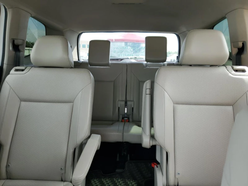 VW Atlas 3.6 SE, снимка 10 - Автомобили и джипове - 52867895