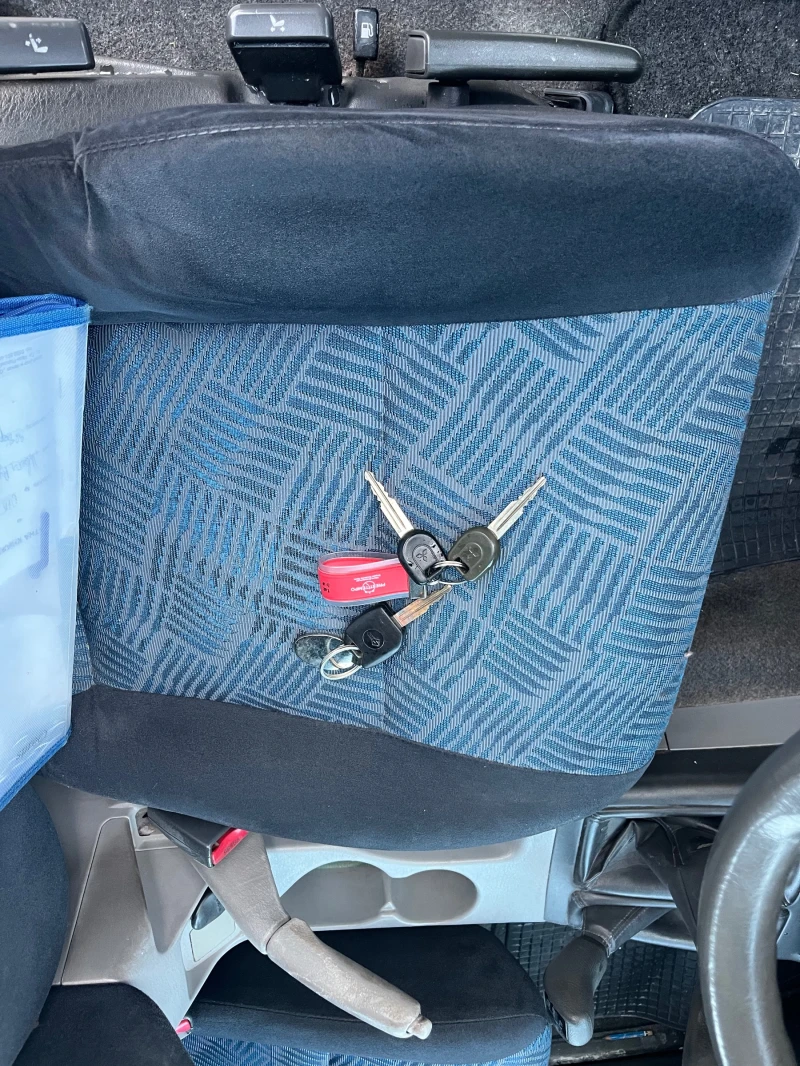 Mitsubishi Pajero sport 2.5 TDI , снимка 14 - Автомобили и джипове - 52886880