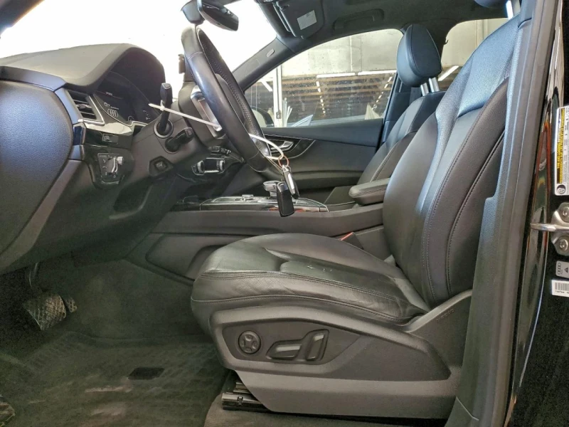 Audi Q7 3.0i PRESTIGE -Head up-Обдух-Подгрев-Панорама-TOP, снимка 9 - Автомобили и джипове - 52940320