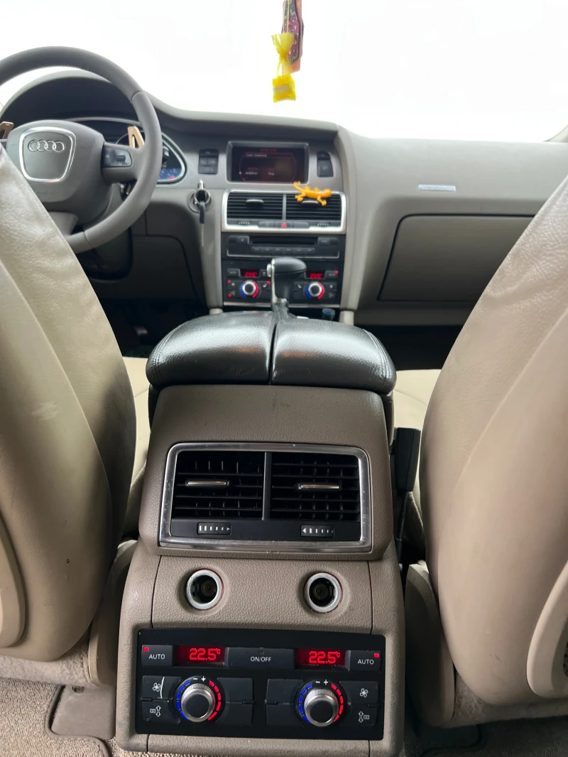 Audi Q7 3.0 Дизел, снимка 8 - Автомобили и джипове - 53306925