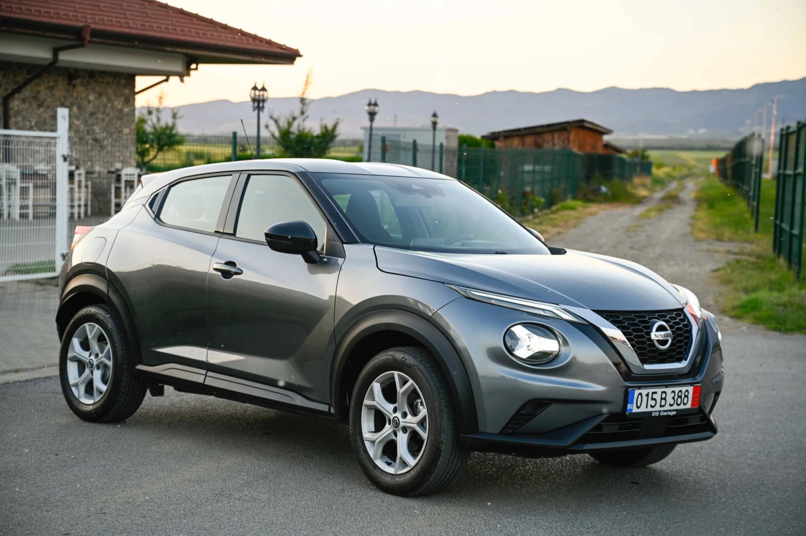 Nissan Juke 1.0DIG-T* Камера* LED* 27000км - изображение 2