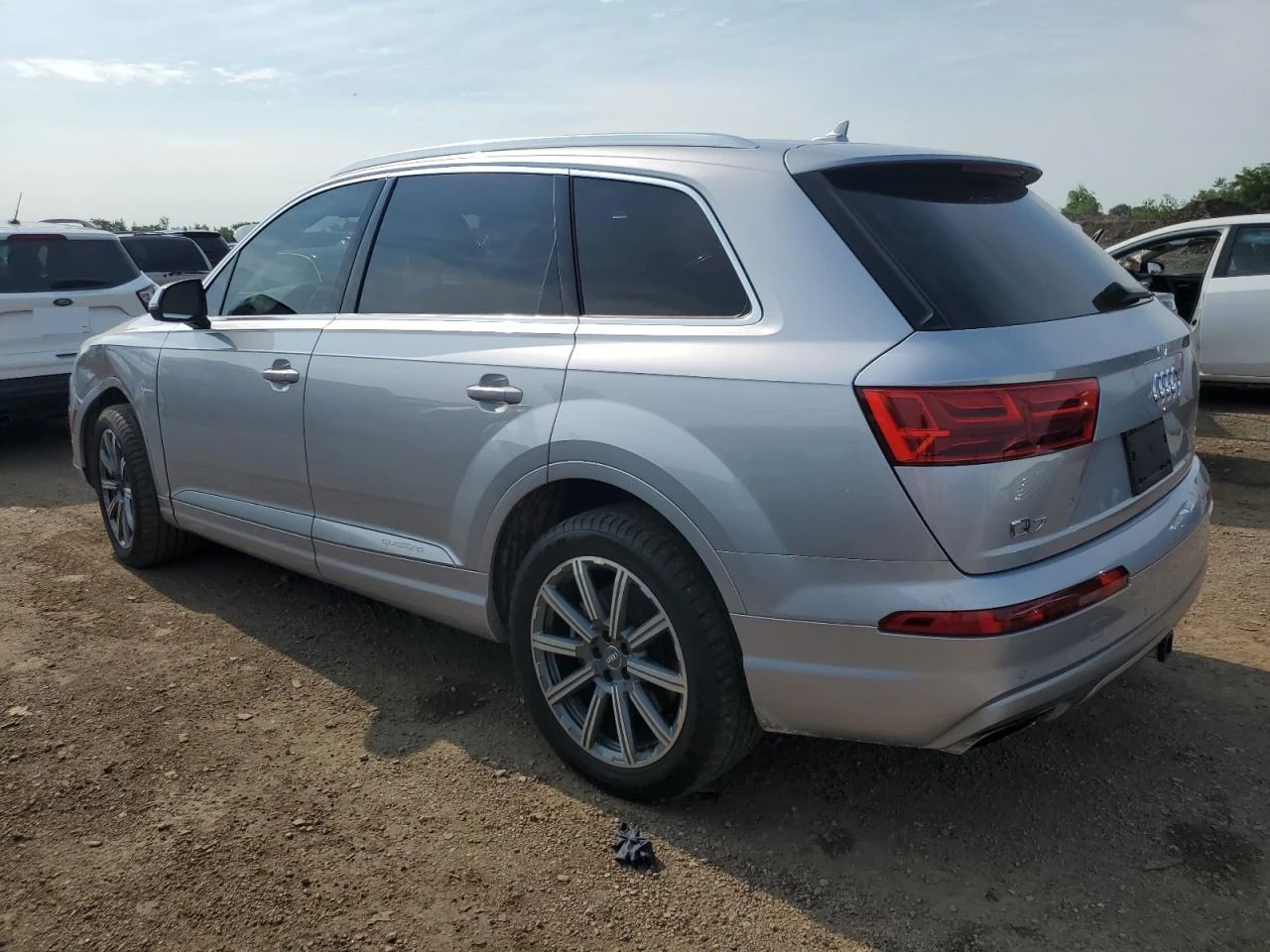 Audi Q7 Premium Plus - изображение 2