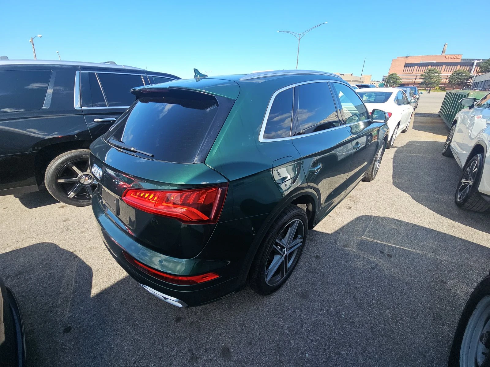 Audi SQ5 PRESTIGE Обдух* Matrix* B&O* 360* Дистроник* Щори* - изображение 5
