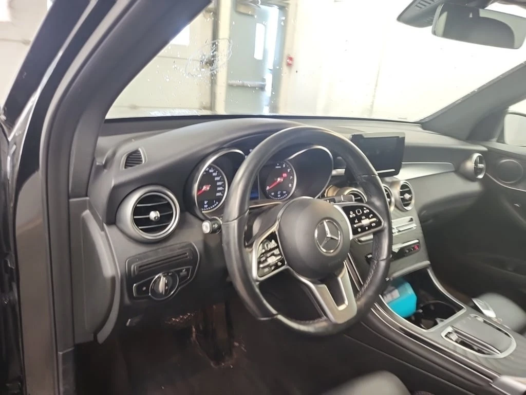 Mercedes-Benz GLC 300 2022 * CARFAX * БЕЗ ПЪРВОНАЧАЛНА ВНОСКА - изображение 8