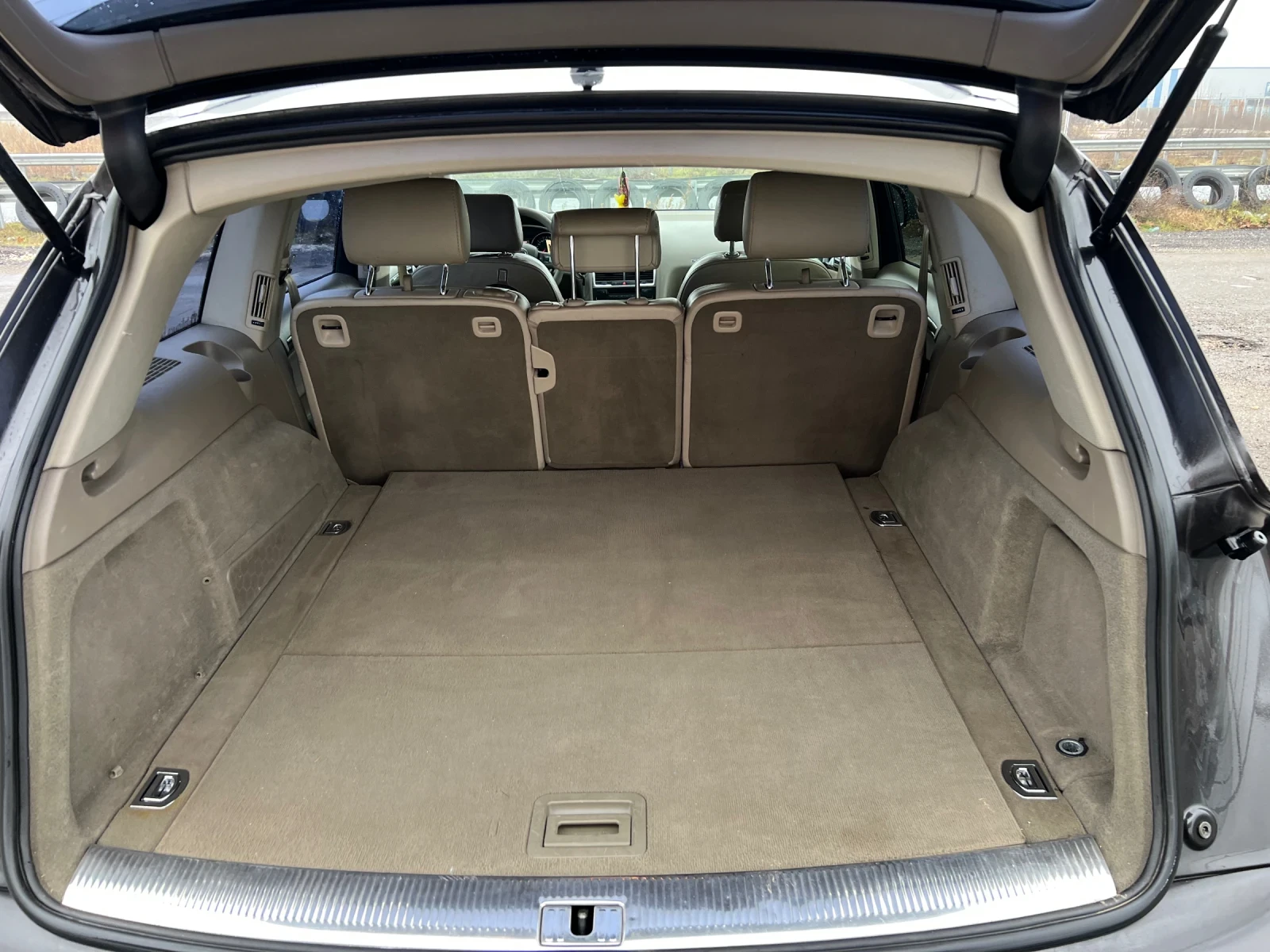 Audi Q7 3.0 ����� | Mobile.bg � ����������� 10