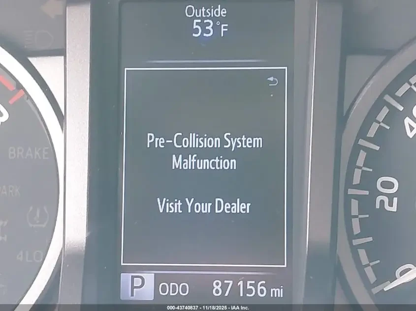 Toyota Tacoma TRD OFF-ROAD - изображение 8