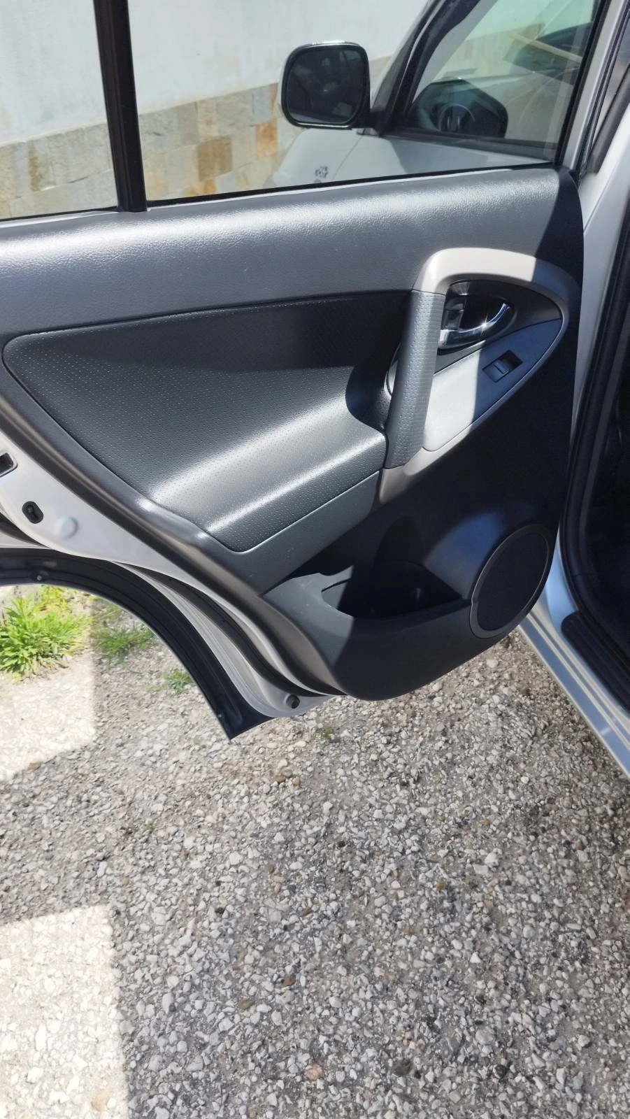 Toyota Rav4, снимка 10 - Автомобили и джипове - 54227254