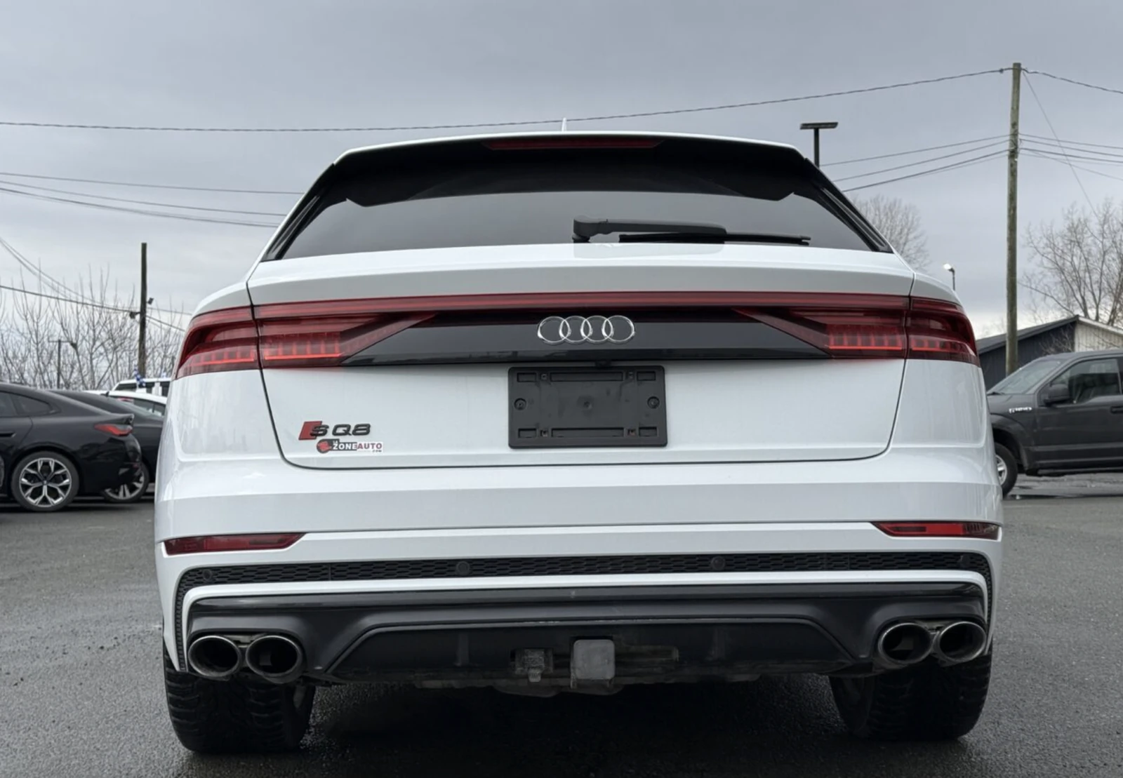 Audi SQ8  Bang & Olufsen / Масаж / HUD / FULL, снимка 5 - Автомобили и джипове - 55062326