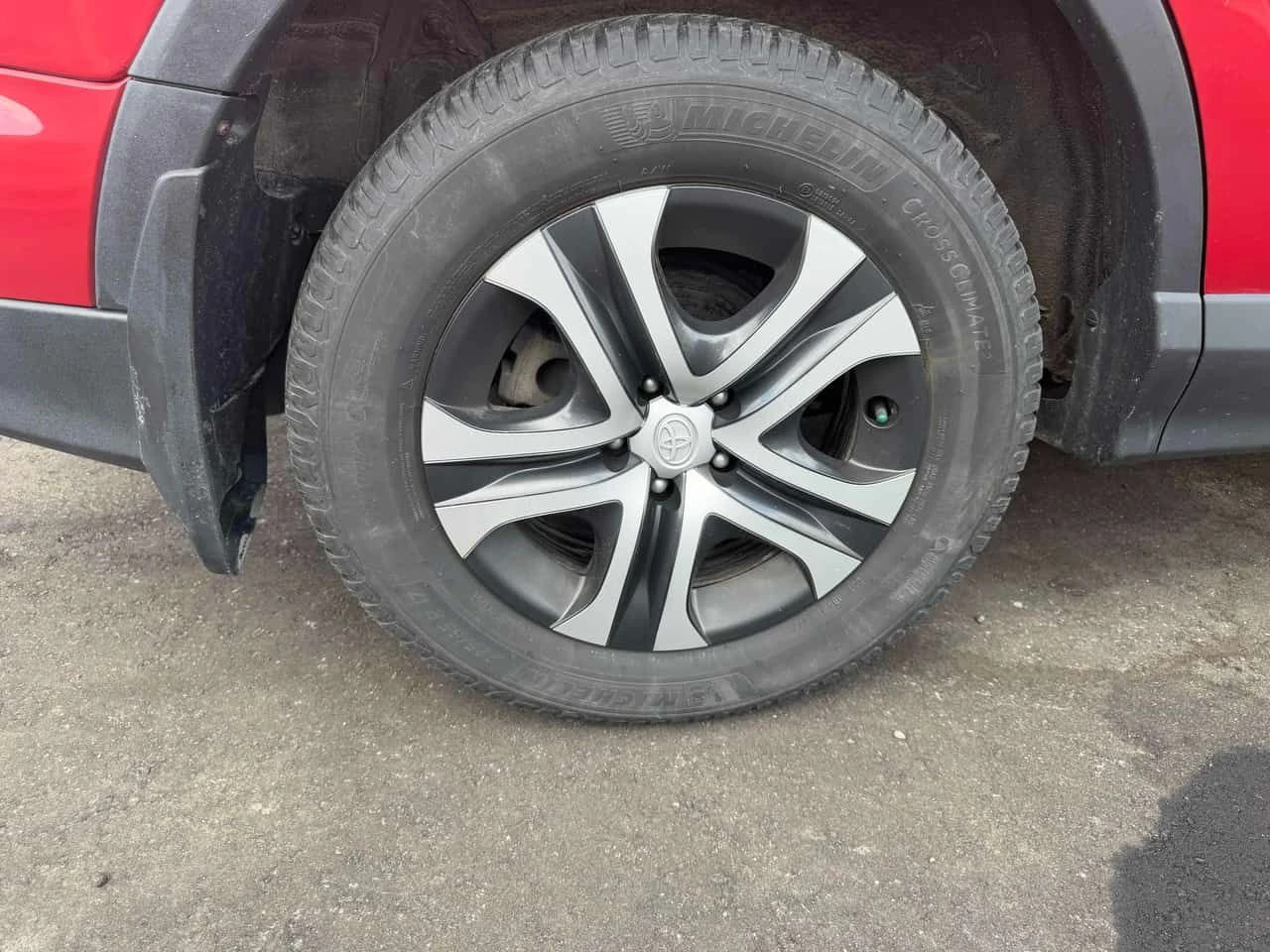 Toyota Rav4 * LE * АВТОКРЕДИТ БЕЗ ПЪРВОНАЧАЛНА ВНОСКА* , снимка 7 - Автомобили и джипове - 55164313