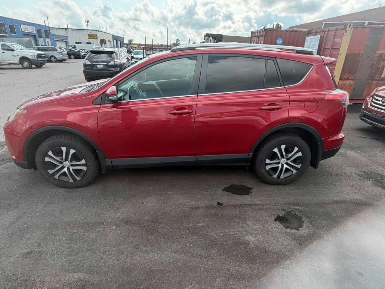 Toyota Rav4 * LE * АВТОКРЕДИТ БЕЗ ПЪРВОНАЧАЛНА ВНОСКА* , снимка 2 - Автомобили и джипове - 55164313