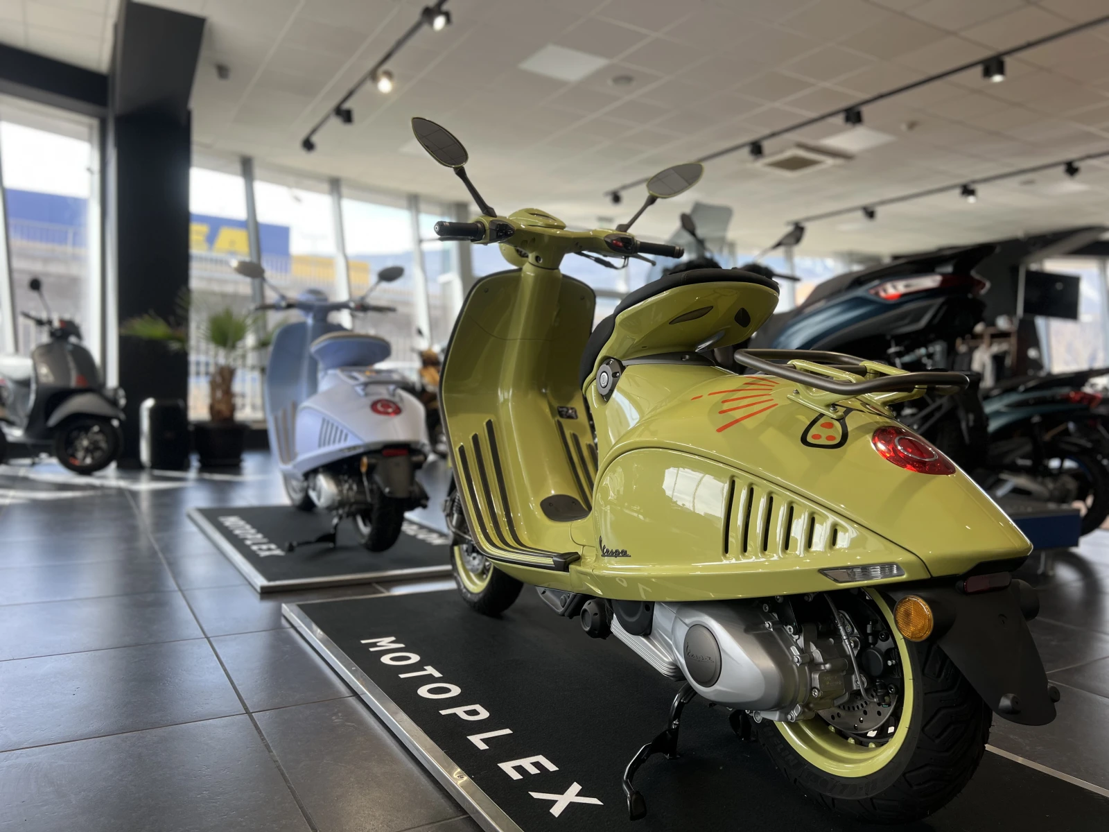 Vespa 125 946 - изображение 4