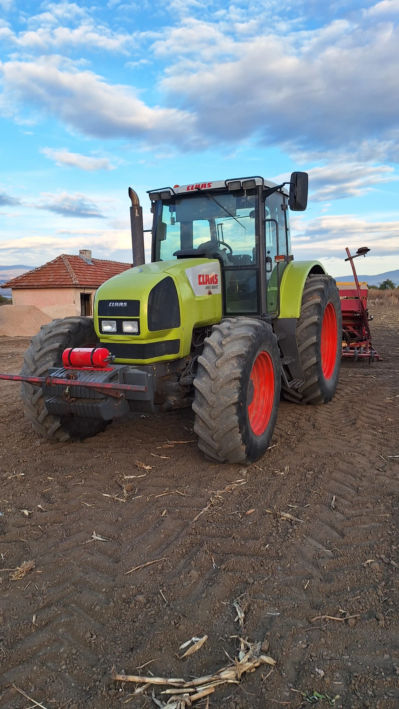Трактор Claas Ares 836 RZ, снимка 3 - Селскостопанска техника - 56424017
