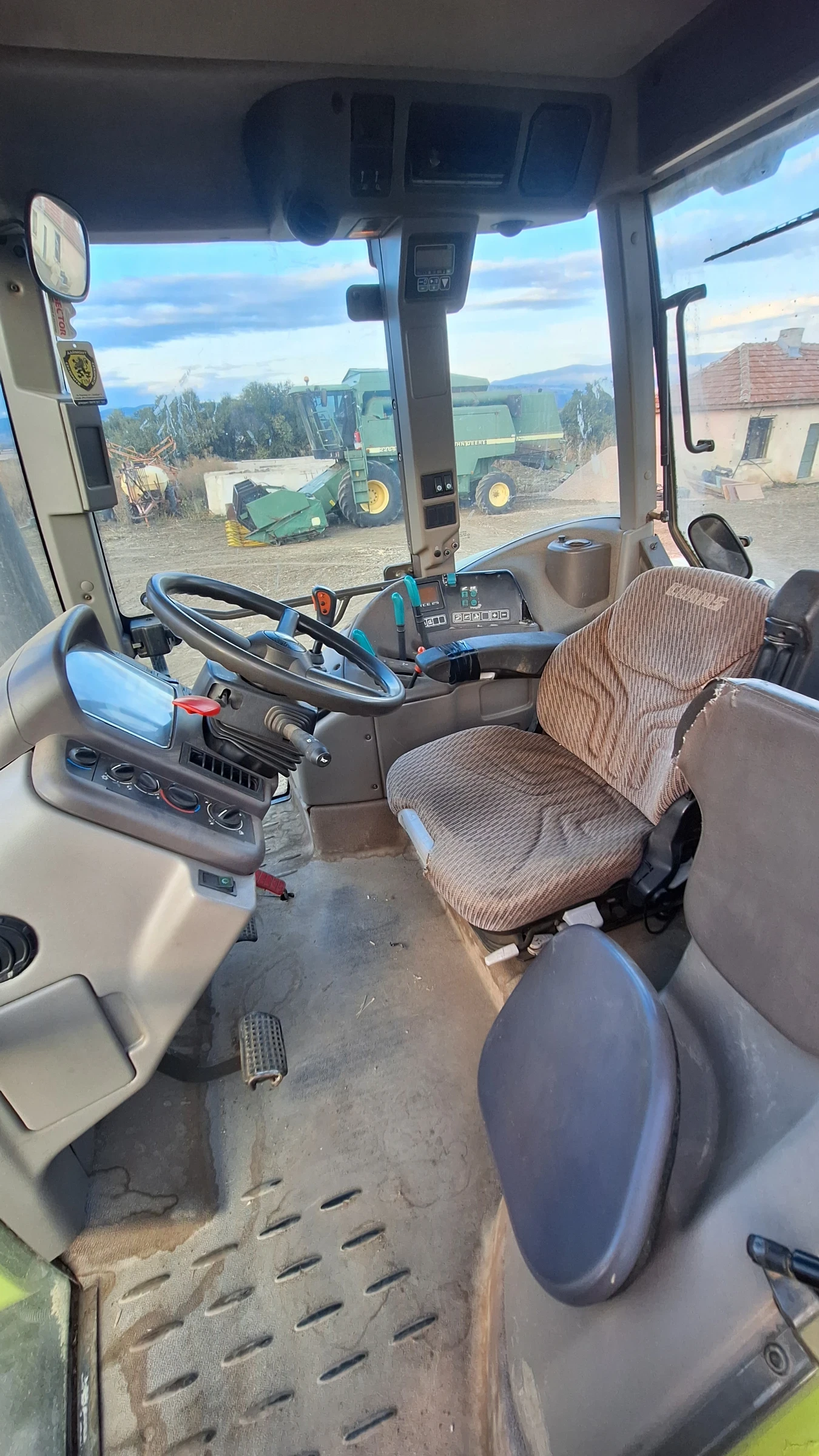 Трактор Claas Ares 836 RZ, снимка 6 - Селскостопанска техника - 56424017