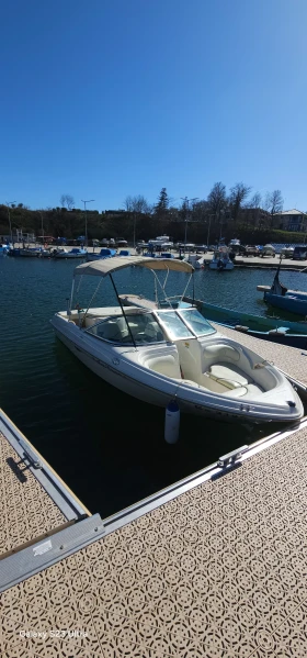 Моторна яхта Sea Ray, снимка 1