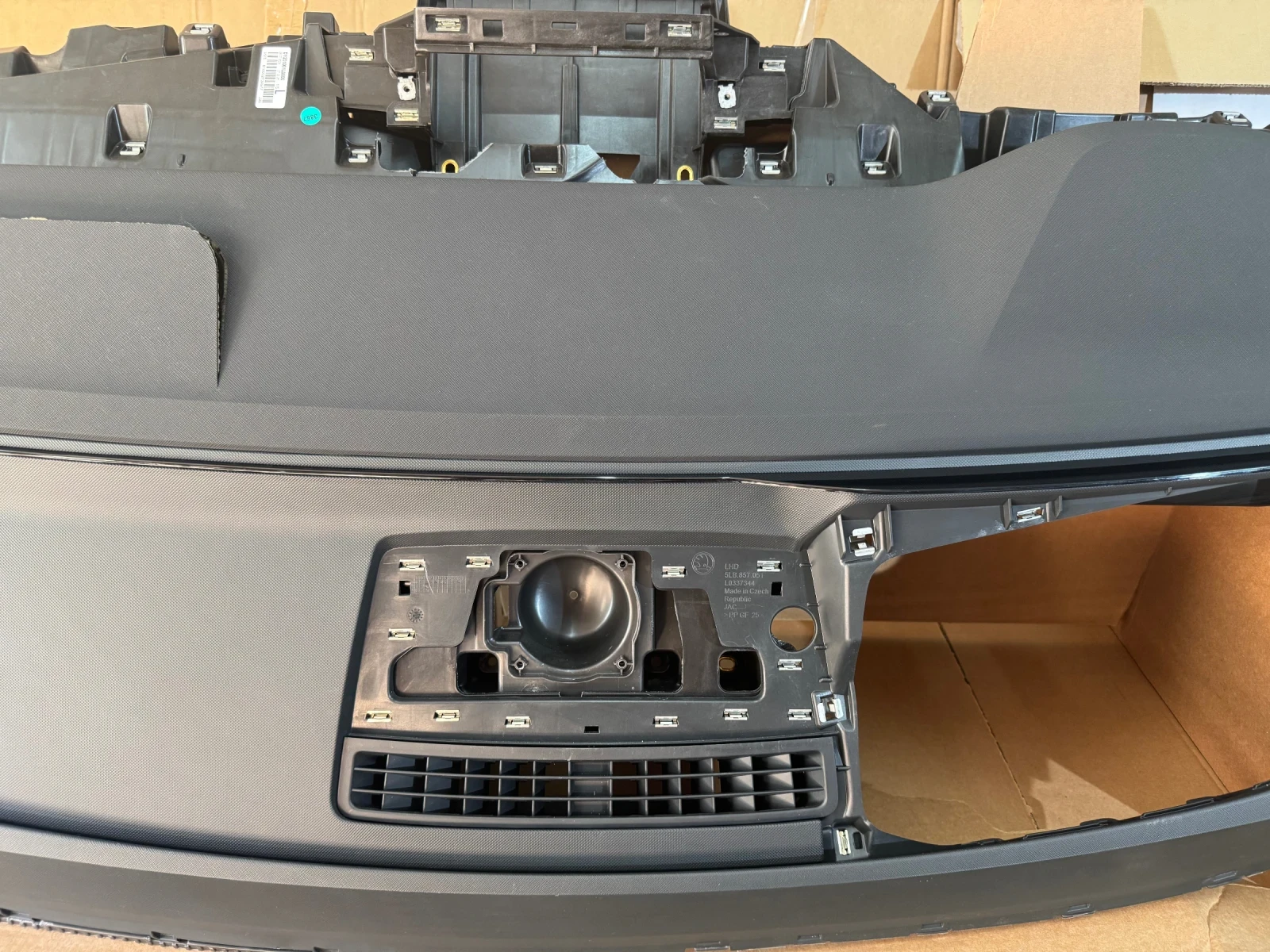 Skoda Enyaq ����� HUD 5LB 857 007 H XCC | Mobile.bg � ����������� 3