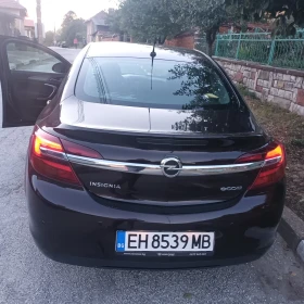 Opel Insignia Седан, снимка 3