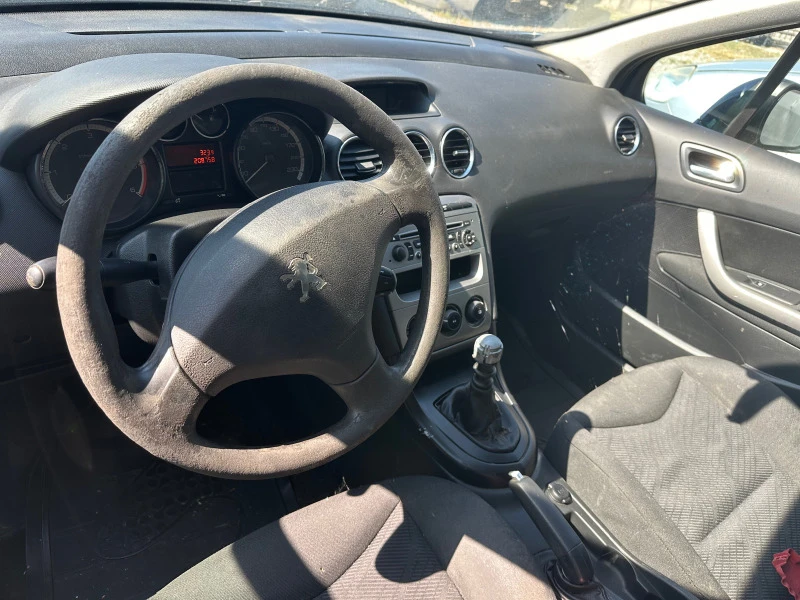 Peugeot 308 1.6 HDI, снимка 7 - Автомобили и джипове - 42139707