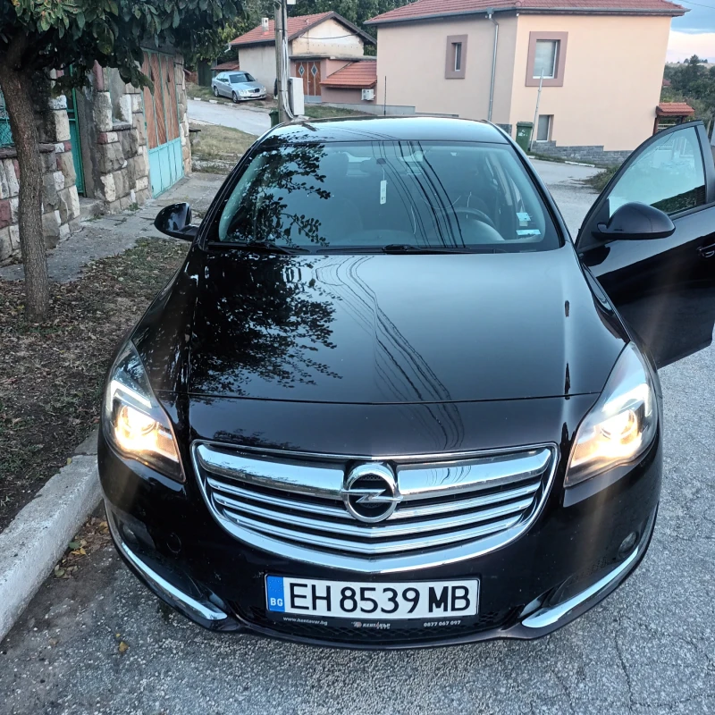 Opel Insignia Седан, снимка 2 - Автомобили и джипове - 47799798