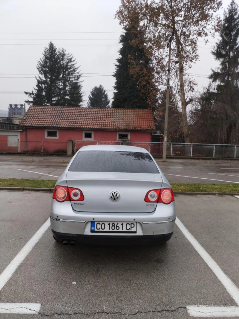 VW Passat, снимка 2 - Автомобили и джипове - 48384925