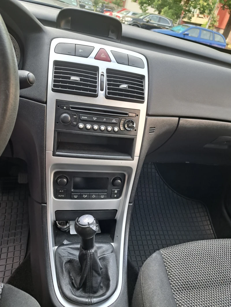 Peugeot 307, снимка 9 - Автомобили и джипове - 48668118