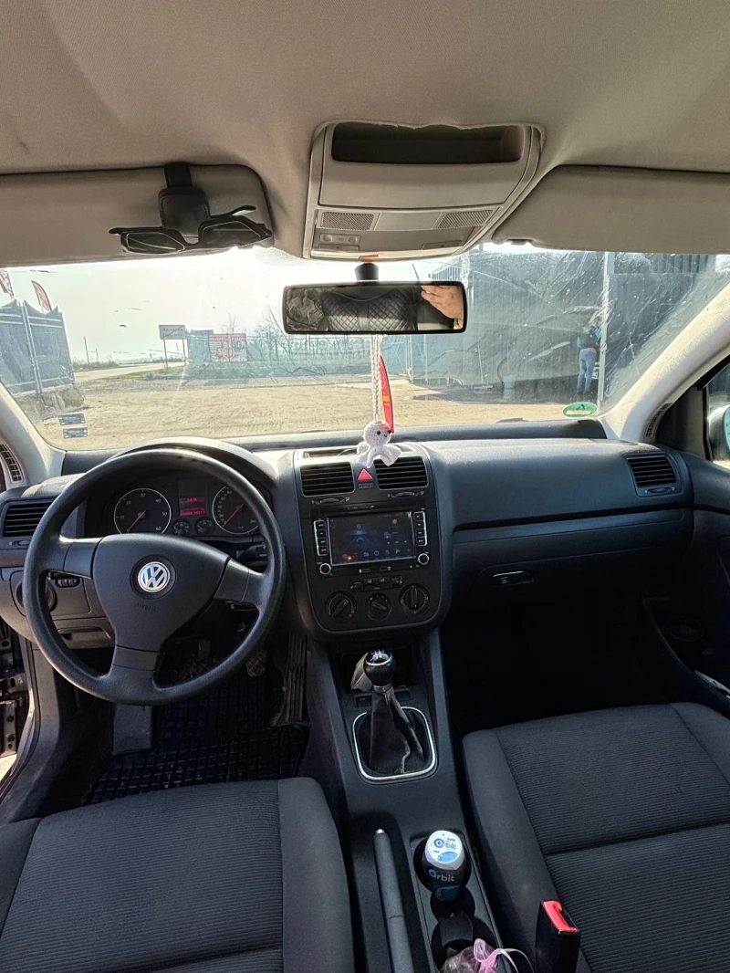 VW Golf 1.9 TDI 105, снимка 7 - Автомобили и джипове - 51773698