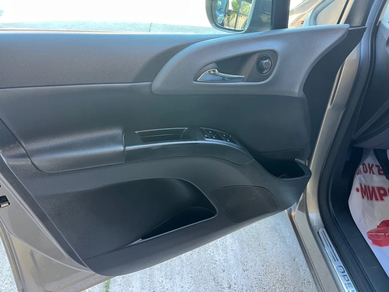 Opel Meriva Германия перфект, снимка 9 - Автомобили и джипове - 52015316