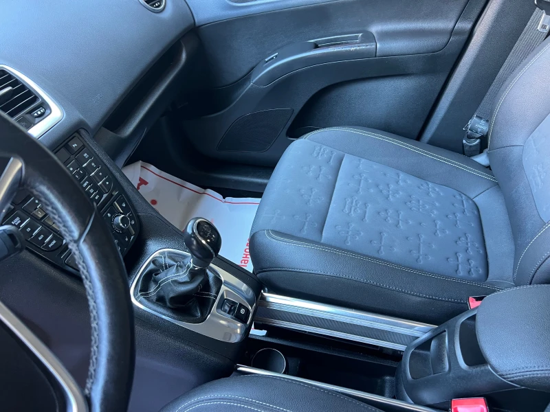 Opel Meriva Германия перфект, снимка 11 - Автомобили и джипове - 52015316
