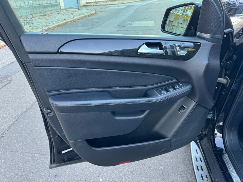 Mercedes-Benz GLS 450 AMG line 4Matic 7 местен, снимка 10 - Автомобили и джипове - 52517598
