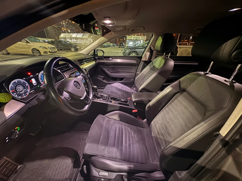 VW Passat 2.0 TDI, снимка 4 - Автомобили и джипове - 52424724